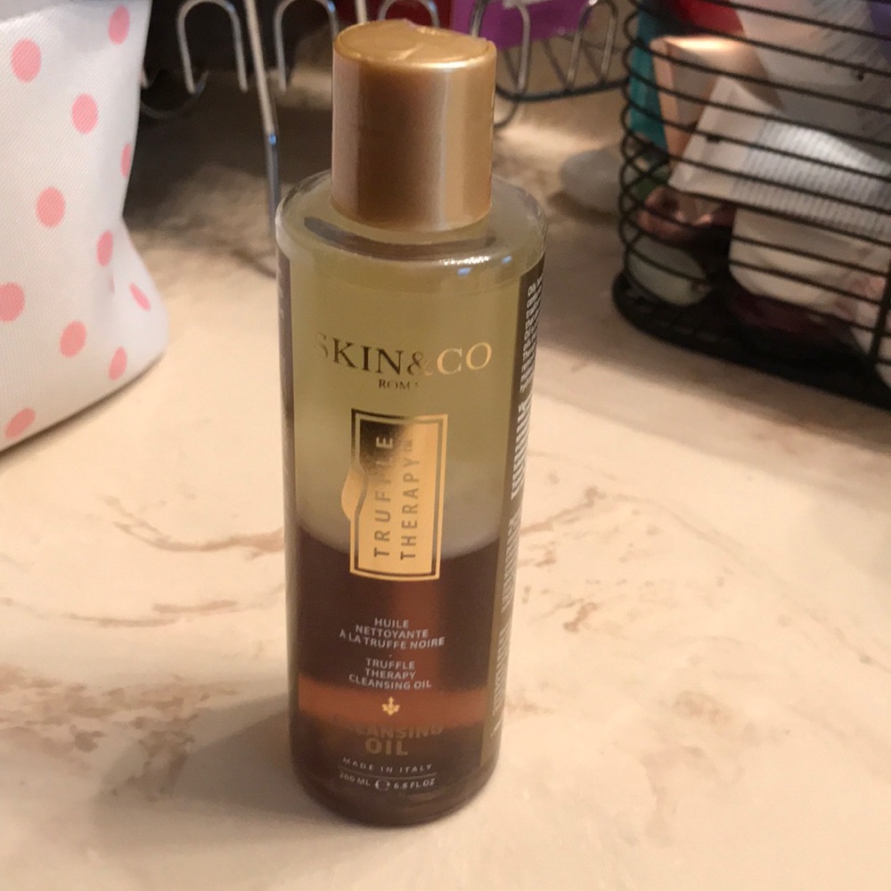 Skin& Co Truffle Therapy Cleansing Oil